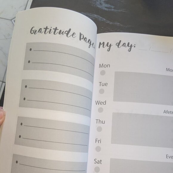 Small Calendar and Planner Book - Picture 4 of 6